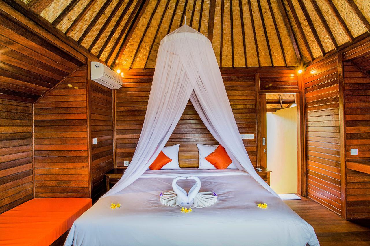 Samanta Huts Hotel Нуса Лембонган Екстериор снимка